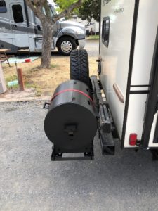 Telescoping BBQ Bumper Mount